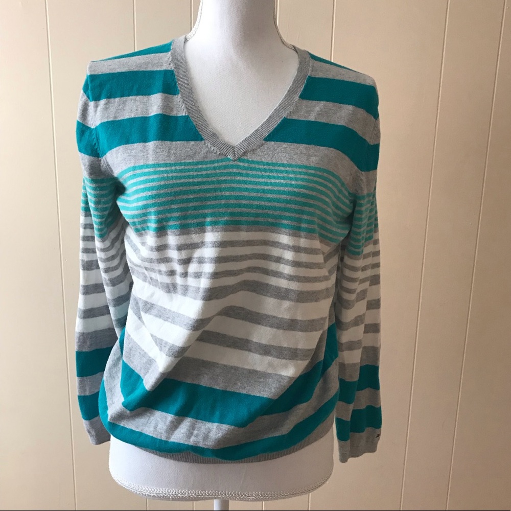 Tommy Hilfiger long sleeve sweater
